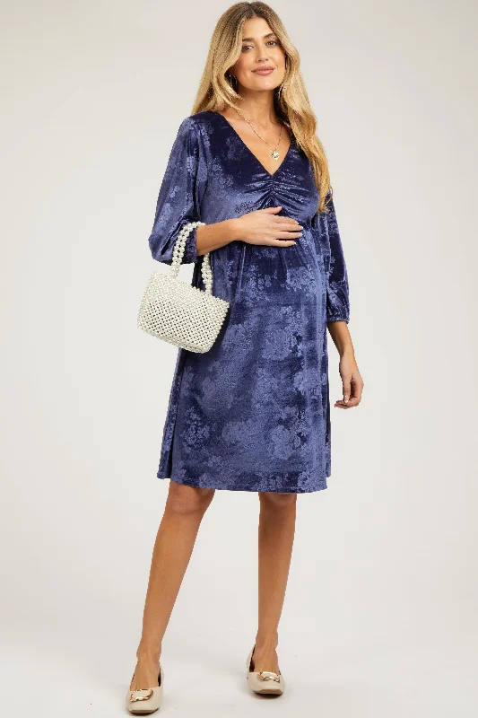 Women's maternity dress pastel -Navy Velvet Floral Ruched Neck Maternity Dress