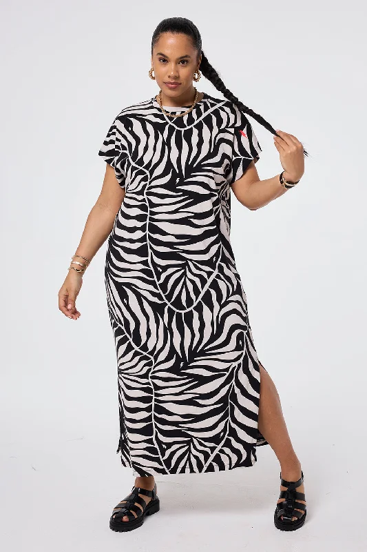 Women's midi dress chevron -Black with Cream Palm Midi T-Shirt Dress