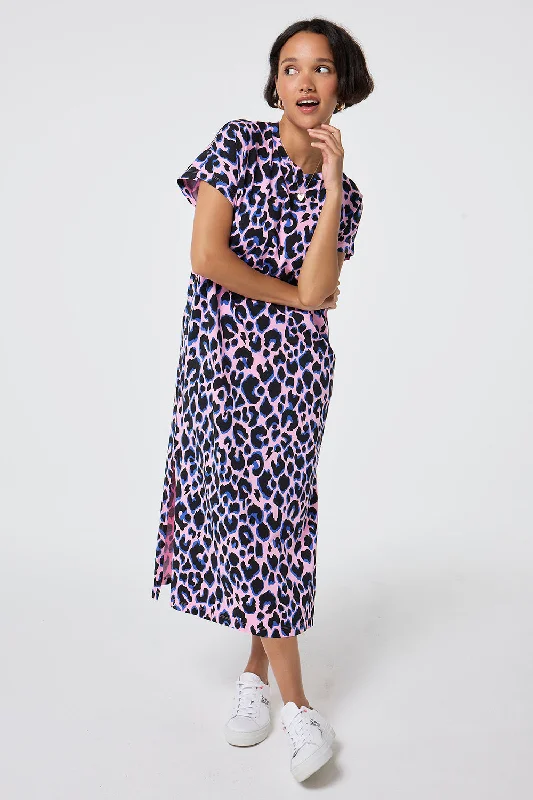 Women's midi dress faded -Pink with Blue and Black Shadow Leopard Midi T-Shirt Dress